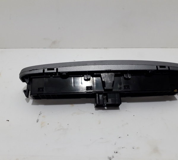 Botão Do Alerta Peugeot 308 2.0 Flex 2014 Preta