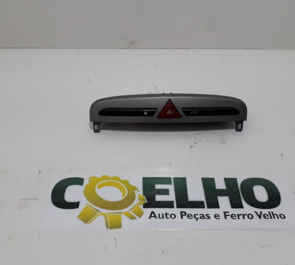 Botão Do Alerta Peugeot 308 2.0 Flex 2014 Preta