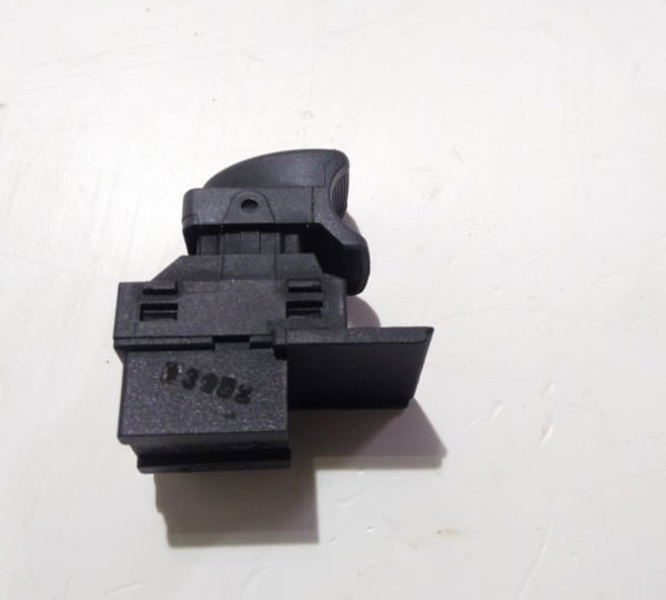 Botão Vidro Elétrico Porta Dianteira Direita Rely Link 2014