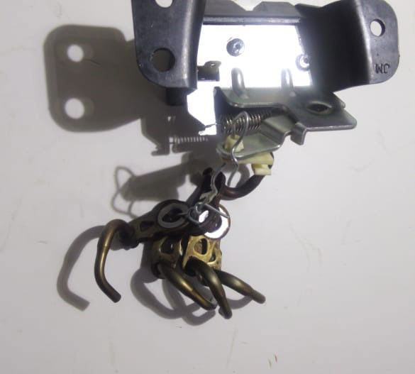 Fechadura Vidro Vigia Traseiro Hyundai Tucson 2012