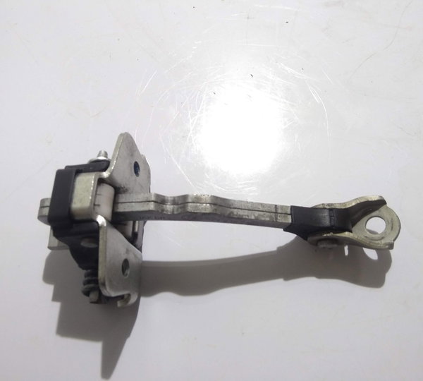 Limitador Traseiro Porta Traseira Direita Vw/ Fox 2017