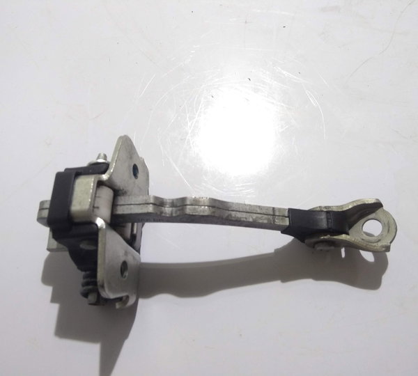 Limitador Traseiro Porta Traseira Direita Vw/ Fox 2017