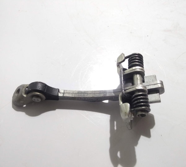 Limitador Traseiro Porta Traseira Direita Vw/ Fox 2017