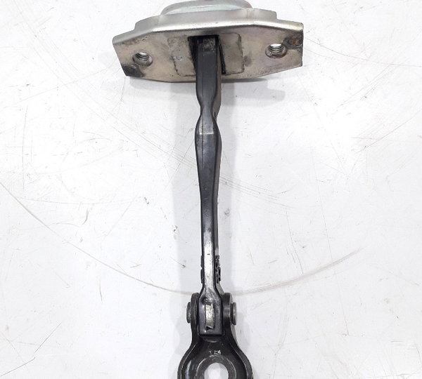 Limitador De Porta Traseira Esquerda Corolla 2013 - Usado