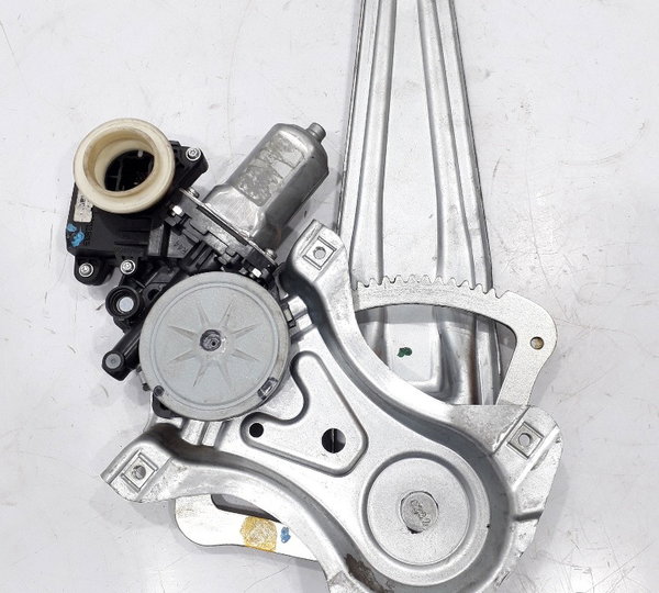 Máquina De Vidro Traseira Direita Toyota Corolla 2013 Usado