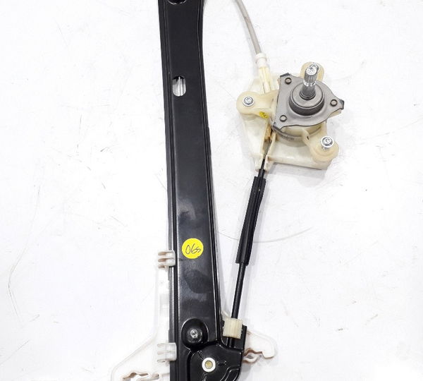 Maquina De Vidro Manual Traseira Direita Vw Up Cross 2018