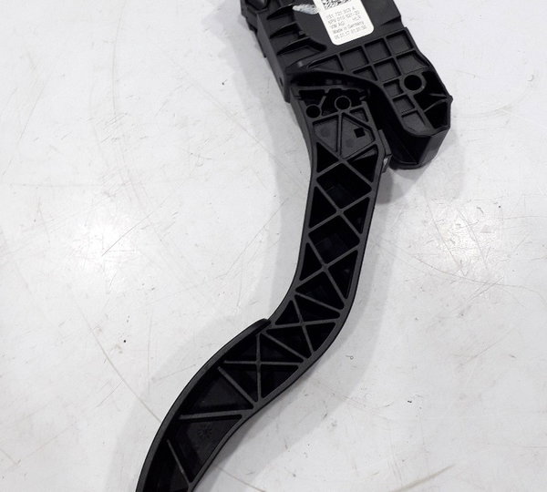 Pedal Acelerador Elétrico Vw Up Cross Polo Virtus 2018