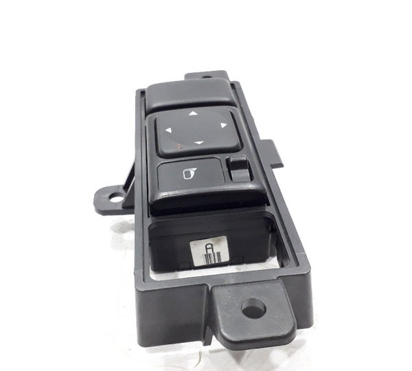 Comando Do Retrovisor Elétrico Nissan Versa 2018 - Usado