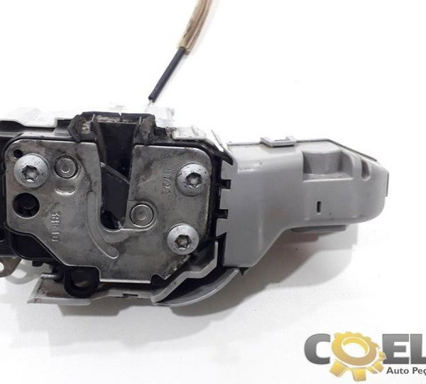 Fechadura Porta Dianteiro Lado Direito Fiat Bravo 2012