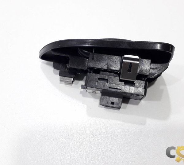 Botão Vidro Elétrico Dianteiro Direito Fiat Línea 2012