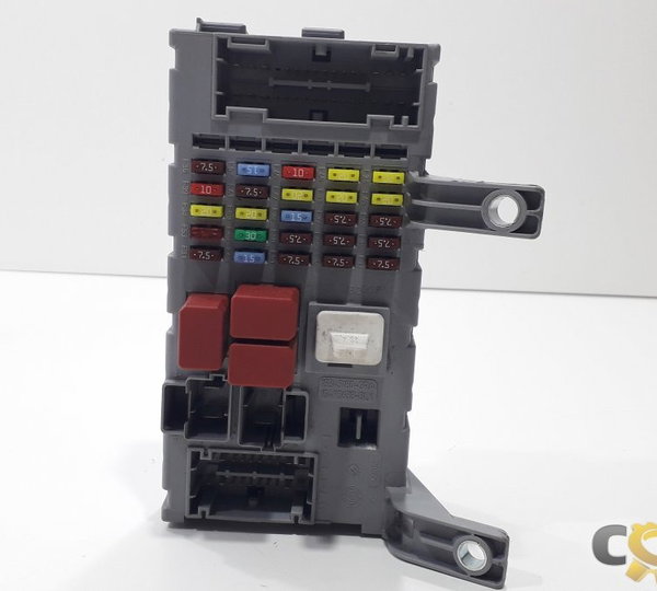 Caixa Fusível Fiat Línea Essence 2012 Original