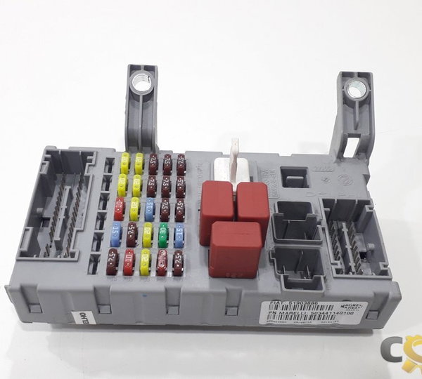 Caixa Fusível Fiat Línea Essence 2012 Original