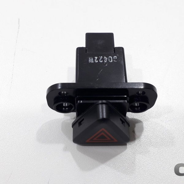 Botão Pisca Alerta Gm Spin Ltz 2018 Original