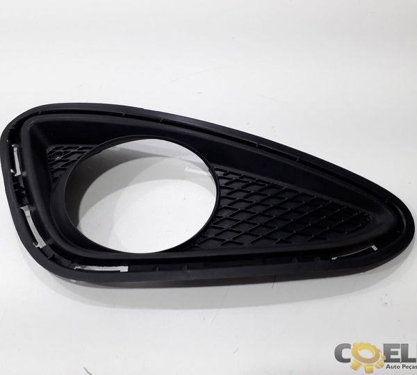 Moldura Direita Farol De Milha Hb20 2015