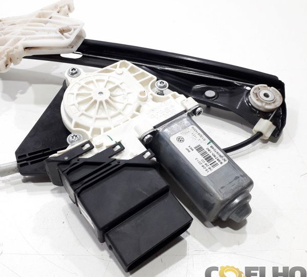 Máquina De Vidro Traseira Direita Volkswagen Jetta 2014