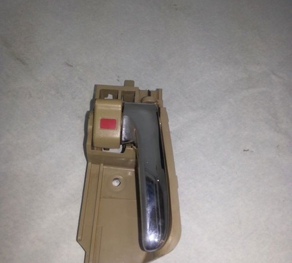 Maçaneta Interna Traseira Direita Lifan 620 Original Foto Traseira