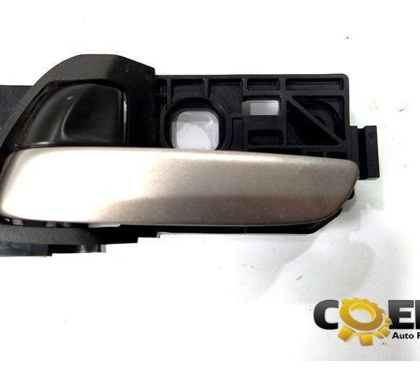 Maçaneta Interna Porta Diant Esq Honda New Fit 2015 (295) Prateado Dianteira