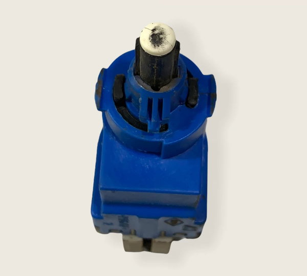 Interruptor Pedal Embreagem Renault Kwid Life 1.0 2018 (536) Azul