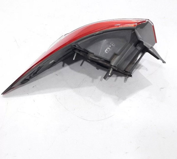 Lanterna Traseira Direita Toyota Corolla 2017 Sem Led Usado Direito Vermelho