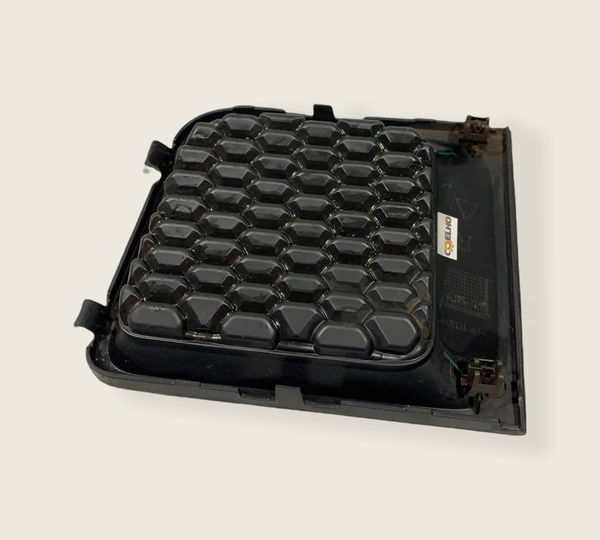 Grade Farol De Milha Direito Jeep Renegade 2016 (690) Preto Direito