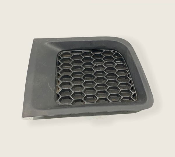 Grade Farol De Milha Direito Jeep Renegade 2016 (690) Preto Direito