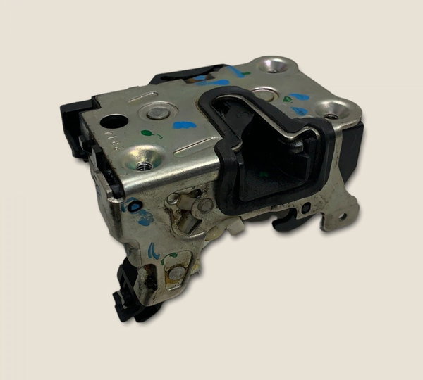 Fechadura Direita Clio 2 Portas 14/15 (3124)