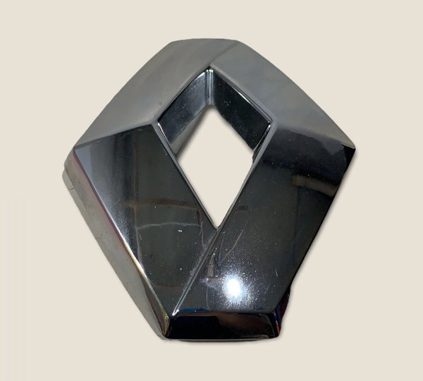 Emblema Grade Dianteira Clio 1.0 16v 14/15 (3192) Prateado