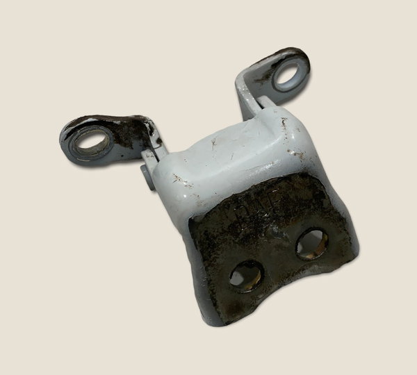 Dobradiça Dianteira Esquerda Inferior Honda Fit Exl 2013