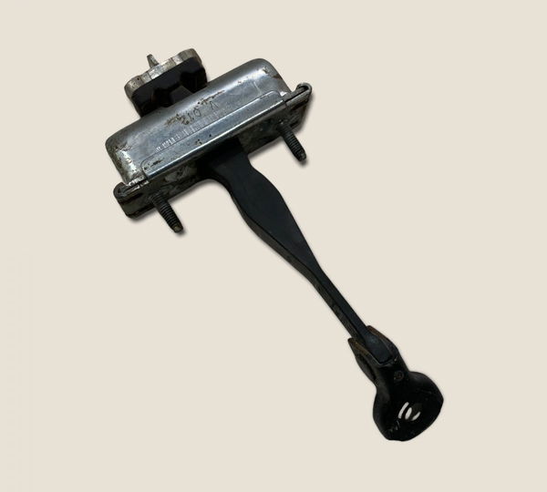 Limitador Porta Traseira Direita Ford Edge 2011 (3793)