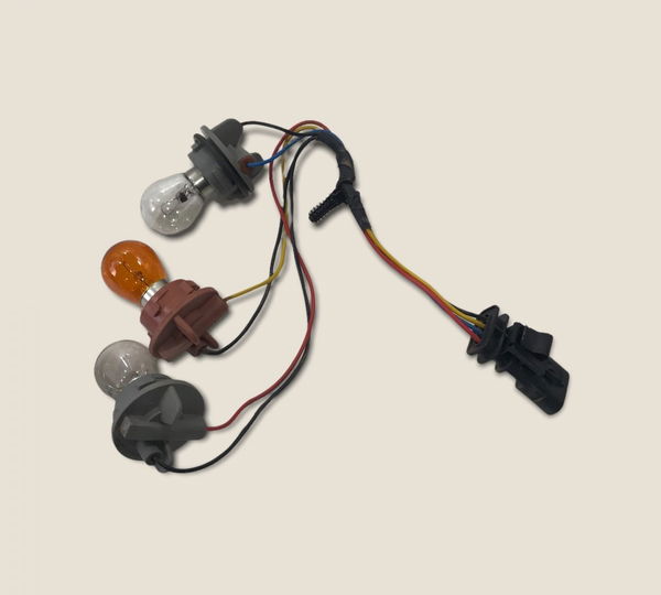 Chicote Lanterna Traseira Esquerda Onix Lt 2019 (4027)