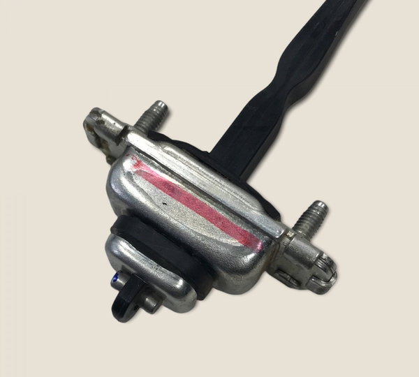 Limitador Porta Dianteira Esquerda Onix Lt 1.0 2019 (4043)