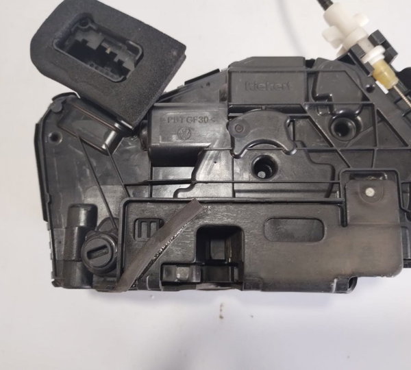 Fechadura Traseira Esq Volkswagen Polo 2020