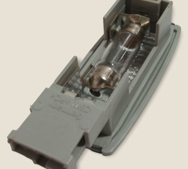 Lanterna Luz De Teto Cortesia Vw Fox 2012/13 (g)