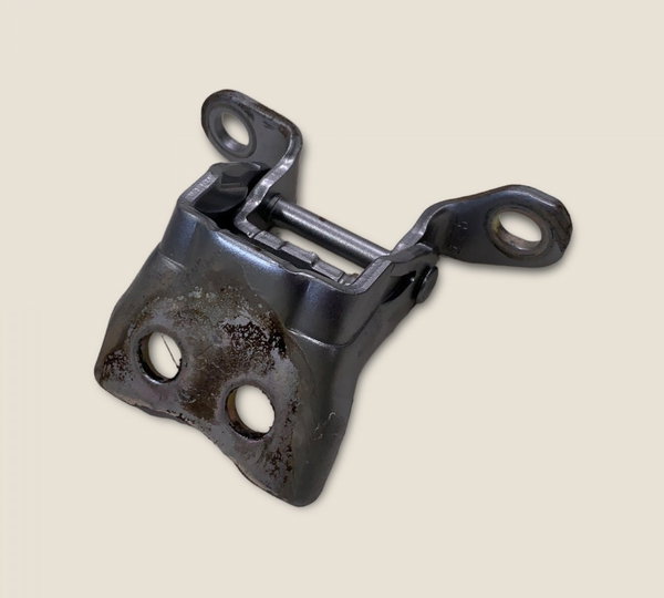 Dobradiça Diant. Dir. Inferior Honda Fit 1.5 Ex 2020 (a)