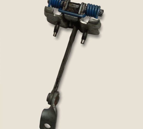 Limitador Porta Tras Esq Renault Sandero Stepway 2014 (g)