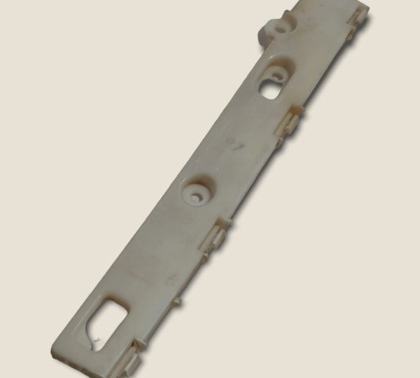 Guia Parachoque Tras Esquerdo Ford Ecosport 2013/2014 (g)