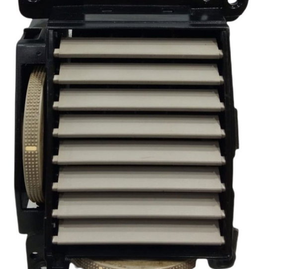 Difusor De Ar Esquerdo Hyundai Azera 08/11