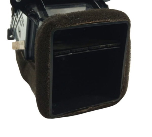 Difusor De Ar Esquerdo Hyundai Azera 08/11