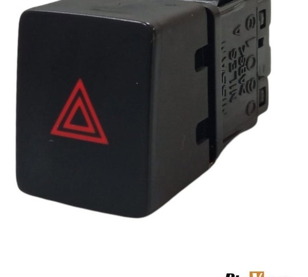 Botão Pisca Alerta Nissan March 2015