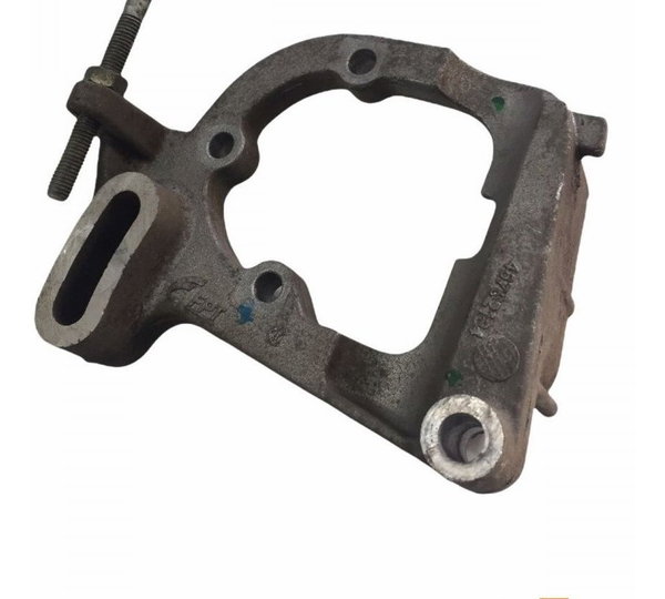 Suporte Bomba Hidráulica Fiat Mobi Like 1.0 2017