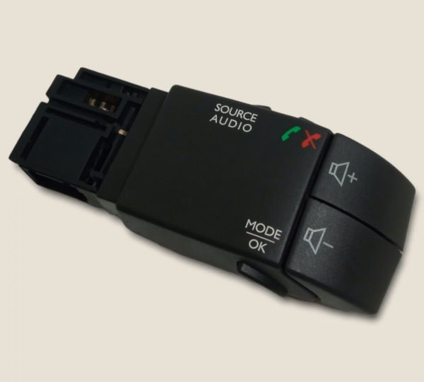 Comando Som Telefone Volante Renault Duster 2017/2018 (g)