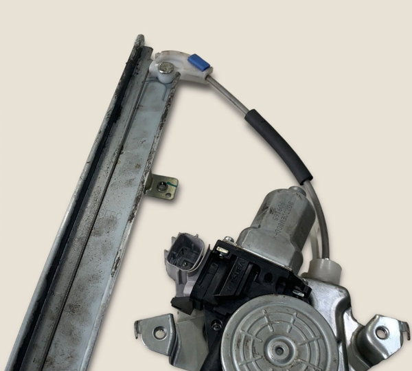 Maquina Vidro Dianteira Direita Nissan Grand Livina 2010 (a)