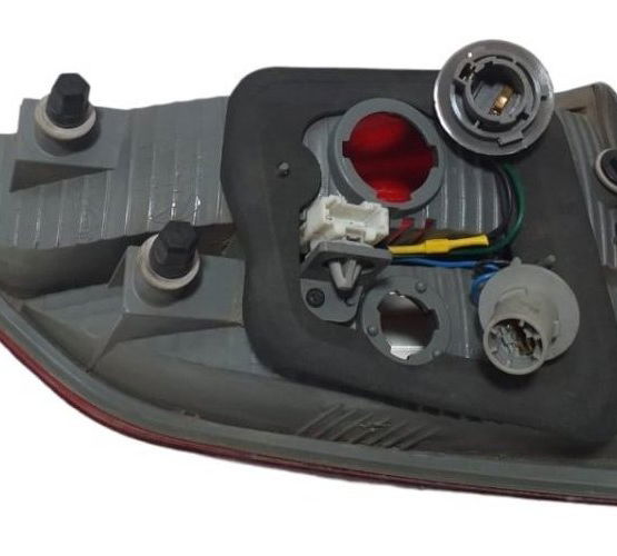 Lanterna Direita Tampa Traseira Hb20 Hatch 2013 2014 2015