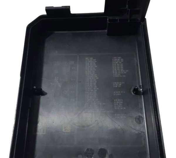 Tampa Caixa Fusiveis Chevrolet Onix 2013 A 2016 52051224