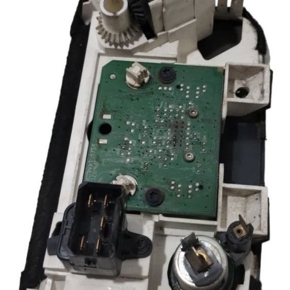 Comando Ar Ventilaçao Ford Fiesta Courier Sem A