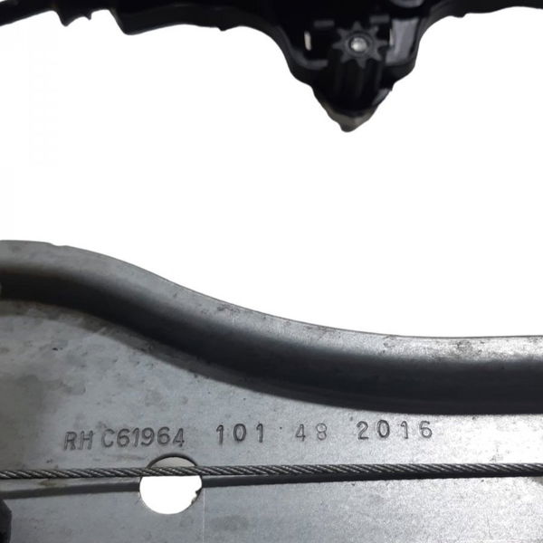 Maquina Vidro Manual Traseira Direita Fiat Mobi 2017 2018