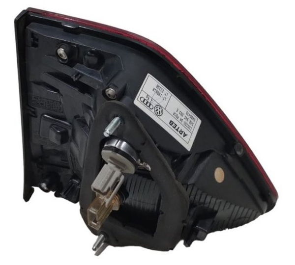 Lanterna Tampa Traseira Lado Esquerdo Vw Fox 2019 Esquerdo