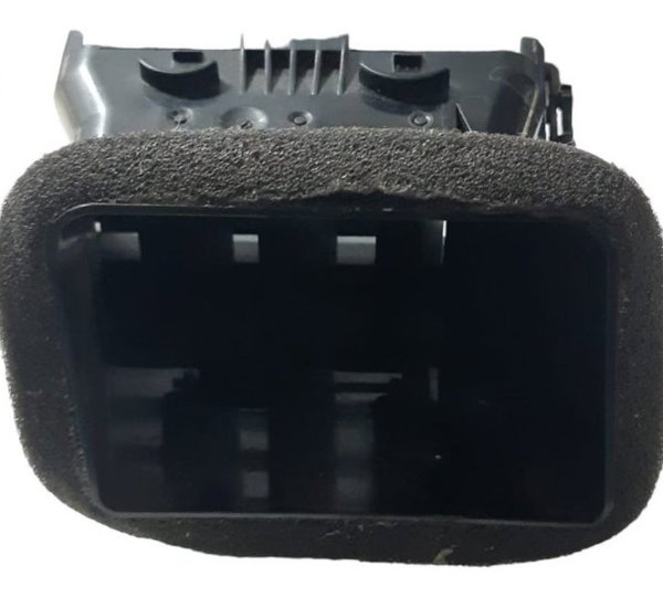 Difusor De Ar Chevrolet Cobalt Lado Direito S/moldura