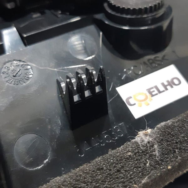 Difusor De Ar Chevrolet Cobalt Lado Direito S/moldura