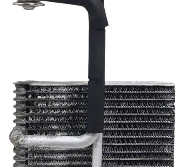 Radiador Ar Condicionado Chevrolet Corsa/prisma/celta 00/10